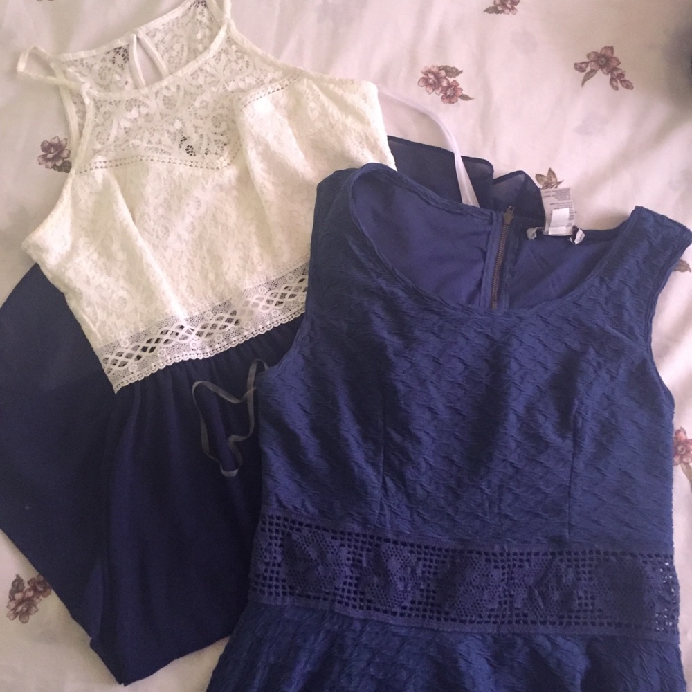 WORN ONCE!! Navy blue dresses (ACCEPTING OFFERS)